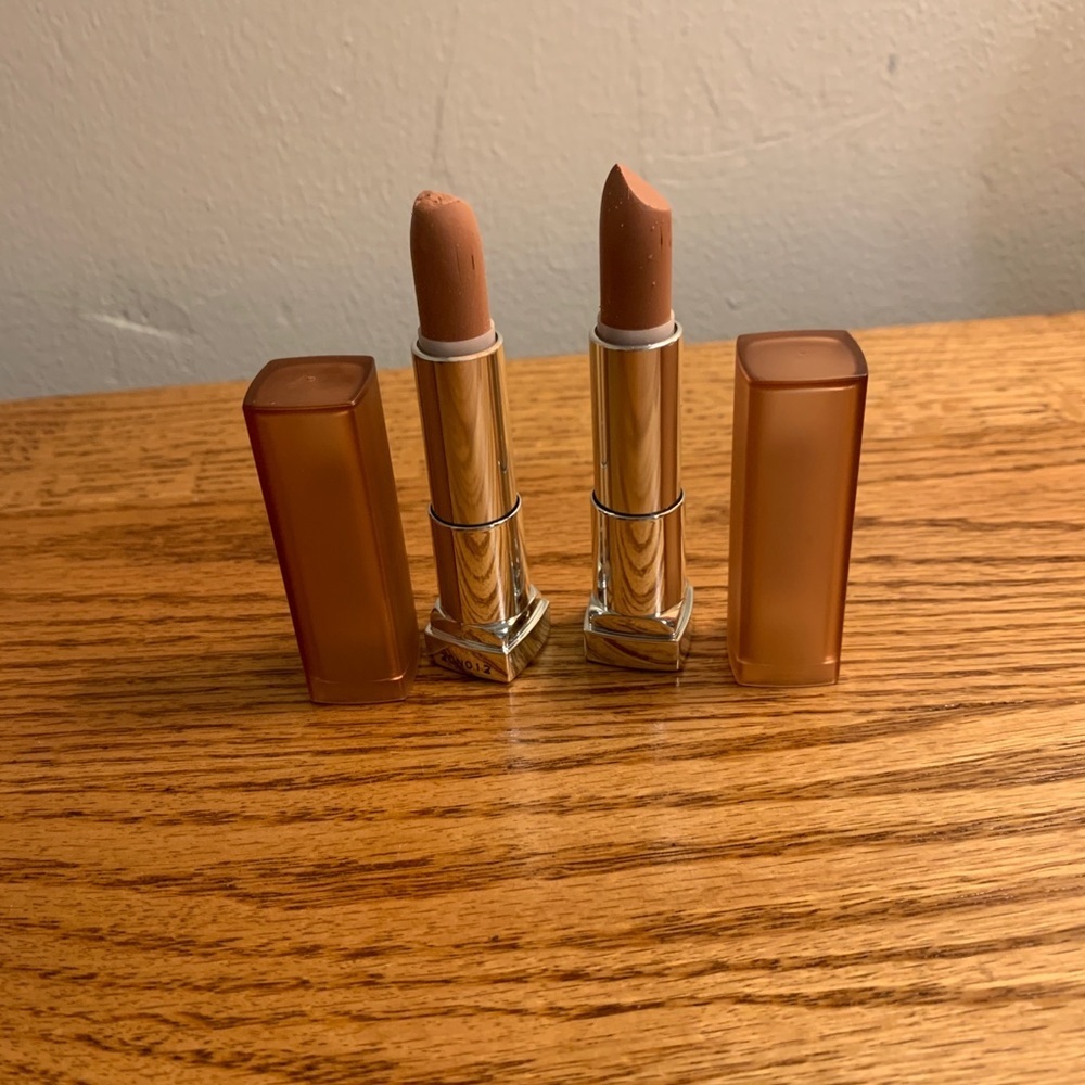 Maybelline beige Babe 545 New York color sensational  Matte new flawed tip